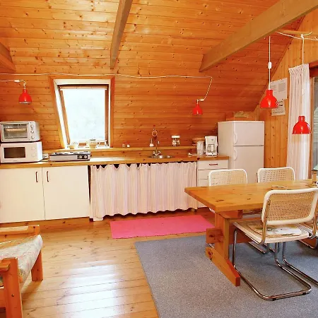 Two-bedroom Holiday In 6 *