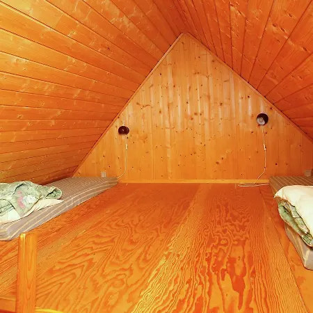Сasa de vacaciones Two-bedroom Holiday In 6